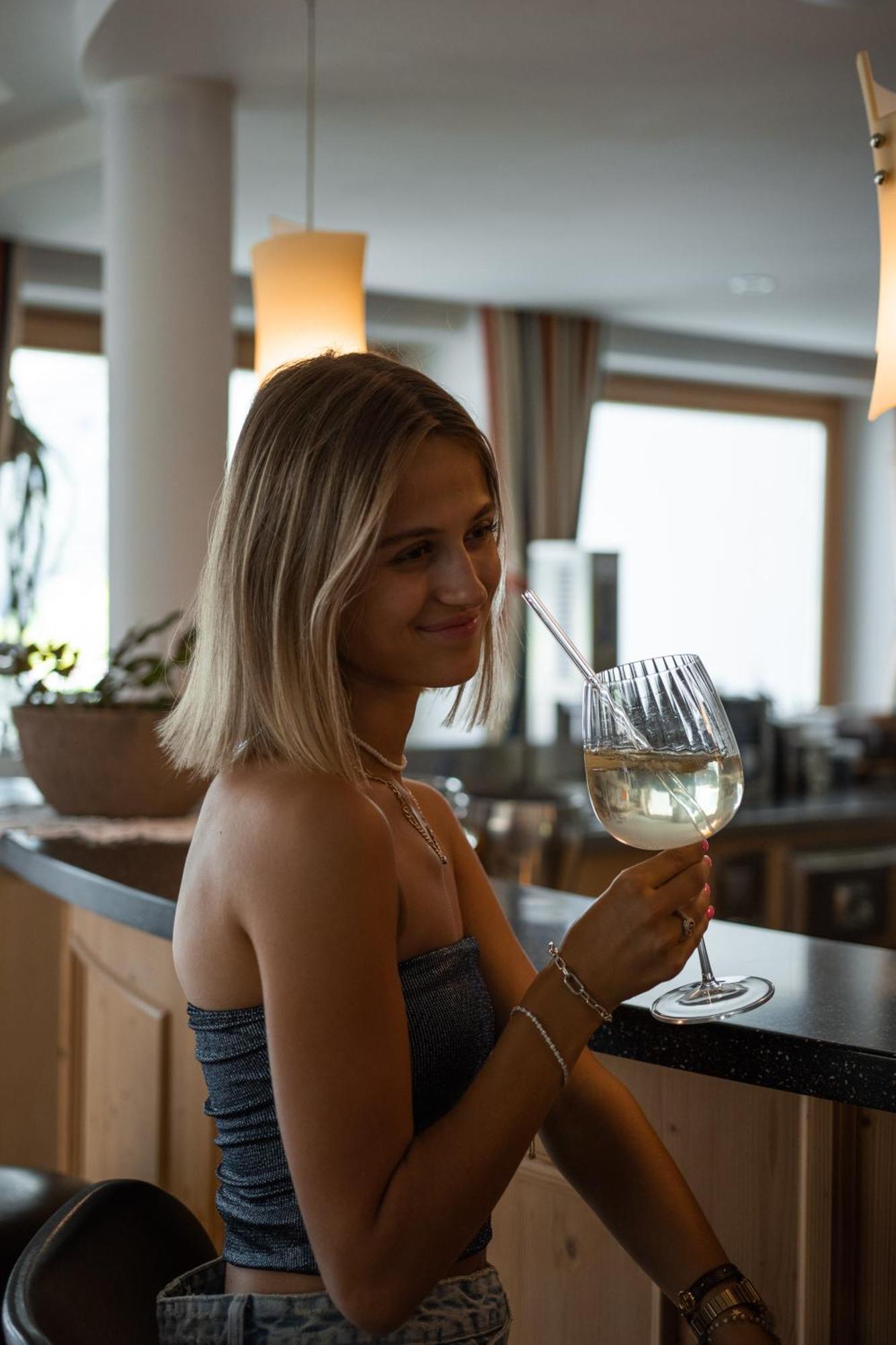 Hotel Royal Und Ferienhaus Annabel Sexten Ngoại thất bức ảnh