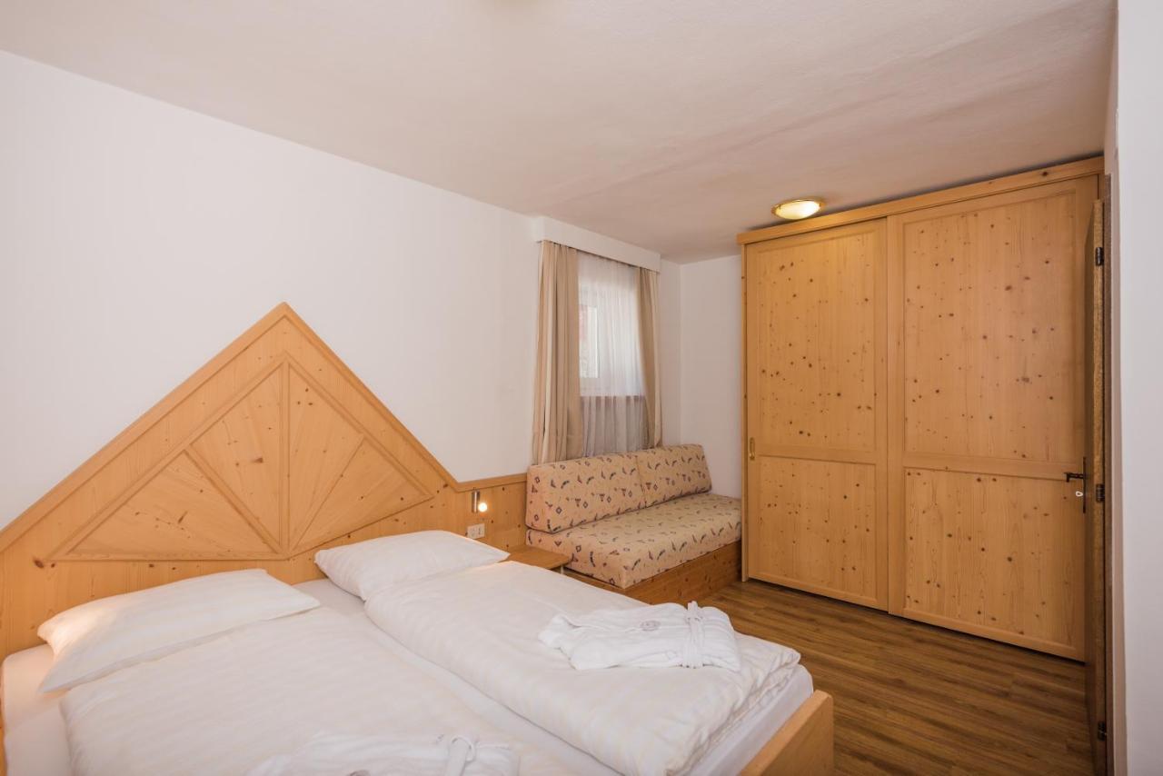 Hotel Royal Und Ferienhaus Annabel Sexten Ngoại thất bức ảnh