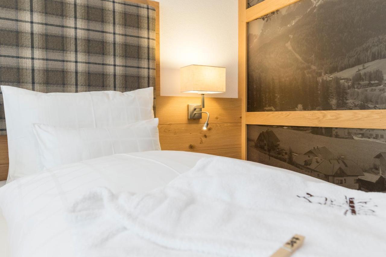Hotel Royal Und Ferienhaus Annabel Sexten Ngoại thất bức ảnh